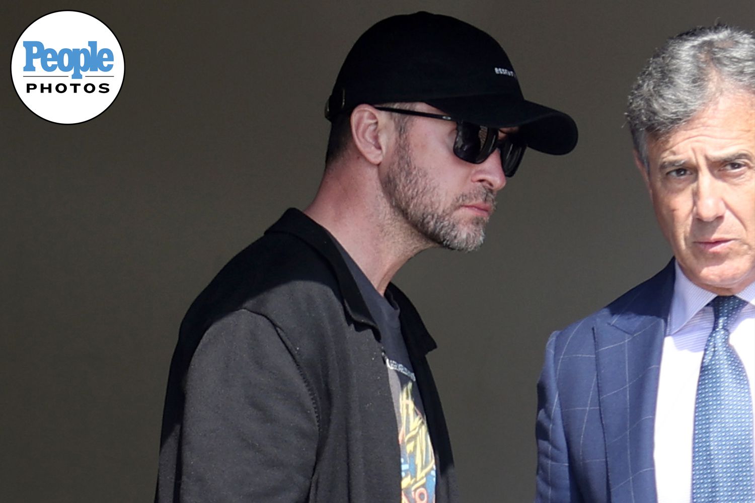 https://likein.ua/wp-content/uploads/2024/06/justin-timberlake-courthouse-061824-2-37b7b9f2e9be4fa591cd17a4aa9cbcf9.jpg